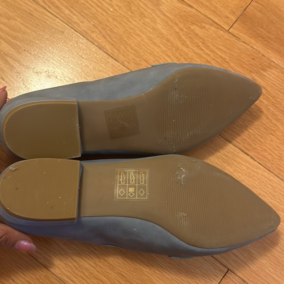 Like new blue suede loafers - size 8 - Picture 2 of 3